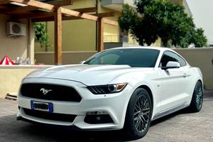 Ford Mustang 3.7 v6