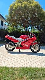 Honda VFR 750 RC36 (1990) 
