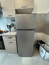 Frigorifero con congelatore