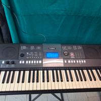 tastiera YAMAHA 