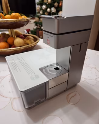 Macchina caffè illy 