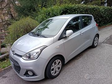 Auto HYUNDAI I10