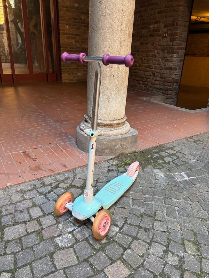 Monopattino ruote con luci Biciclette In vendita a Ferrara