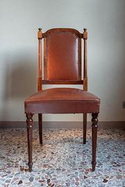 Sedie vintage anni ’60 in legno imbottite
