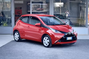 Toyota Aygo 5 Porte 1.0 Benzina 69CV E6 Neo - 2015