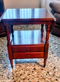 tavolino piccolo ciliegio massello e impialacciato