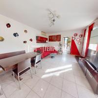 CIRIMIDO: porzione di casa su tre livelli con giar