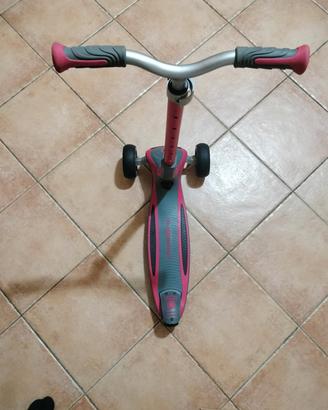 Monopattini per bambini e ragazzi .