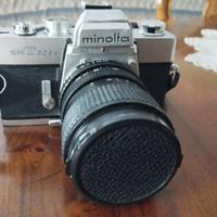 Fotocamera reflex Minolta, modello SrT303b