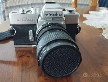Fotocamera reflex Minolta, modello SrT303b