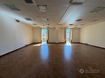 Teatro Massimo. Strepitoso ufficio a 336 mq Piazza