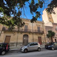 Castelvetrano esclusivo e unico immobile del 900