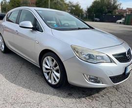 OPEL Astra 1.7 CDTI 110CV 5 porte Cosmo