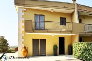 Rifinita-prestigiosa villa residence " i dioscuri"