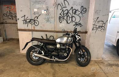 Triumph speed twin 900