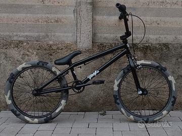 BMX nera