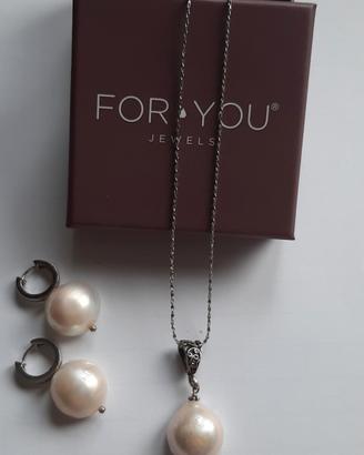 Parure girocollo e orecchini argento e perle