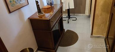 Mobile multi uso ( TV,Stereo, computer ecc)