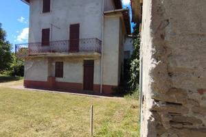 Cascina storica a Melazzo frazione Arzello