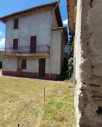Cascina storica a Melazzo frazione Arzello