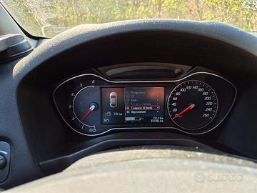 Ford mondeo mk4 titanium 