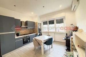 Appartamento Bari [via pola 105VRG] (S. Girolamo)