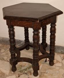 Sgabello d'epoca stile neo-rinascimento