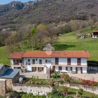 CASA SEMINDIPENDENTE A SANFRONT