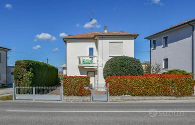 BIFAMILIARE A POGGIO RENATICO