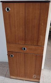 mobiletto 2 ante 2 ripiani 1 cassetto legno
