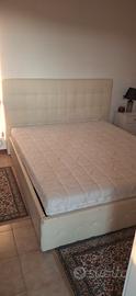 Letto matrimoniale con contenitore 