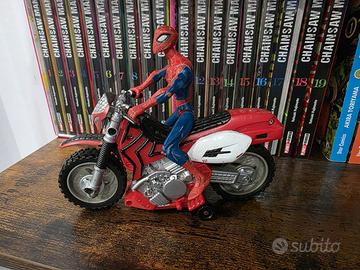SPIDERMAN  con MOTO
