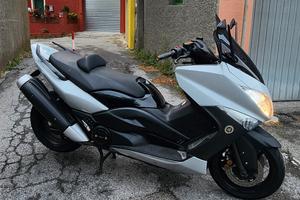 Yamaha T Max - 2008