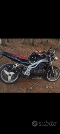 Triumph 955i collaudata nera ben tenuta