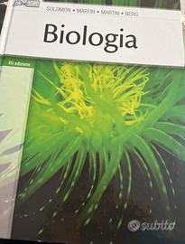 Libro di biologia Solomon