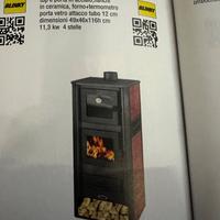 Stufa a legna con forno rivestimento ceramica