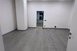 Immobile di 1820 m² a Nola