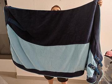 Coperta in pile azzurra Sarm Hippique