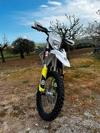 Husqvarna FE 250 - my2019 Akrapovic