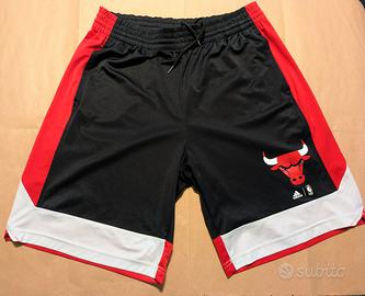 Pantaloncini / Bermuda Basket Adidas NBA Chicago B