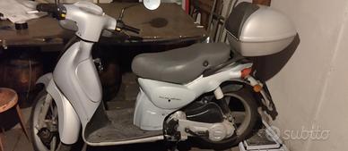 Aprilia Scarabeo 50