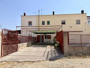 Villa di 100 m² con 2 locali a Matera