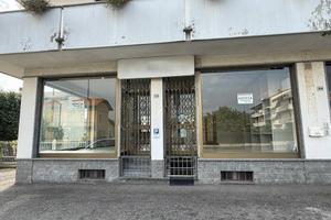 Attività / Licenza di 132 m² con 1 locale a Viglia