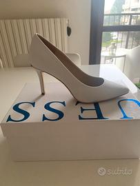 DECOLLETE' GUESS
