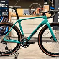 BIANCHI GRAVEL IMPULSO RC GRX