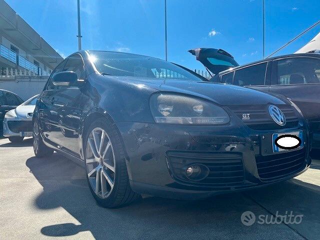 VOLKSWAGEN Golf 5ª serie