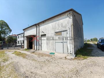 CAVARZERE - CASA ACCOSTATA