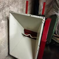 pigiatrice e 2 cisterne da 500 Litri