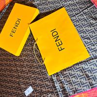 Foulard fendi