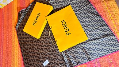 Foulard fendi